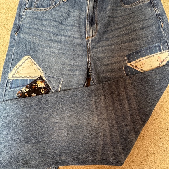Driftwood Abbey Patchwork Boyfriend Jeans - Picture 5 of 9